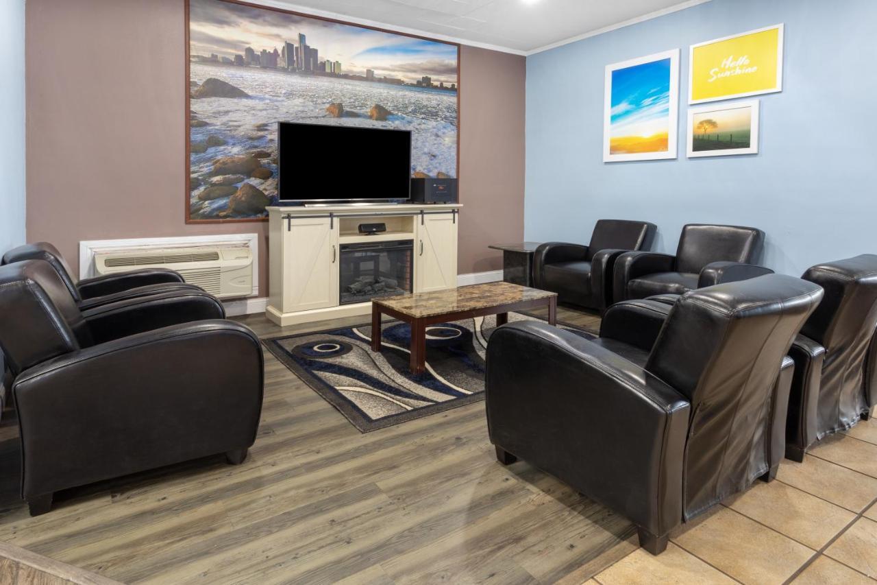 Travelodge By Wyndham Livonia Canton Novi Detroit Area Luaran gambar